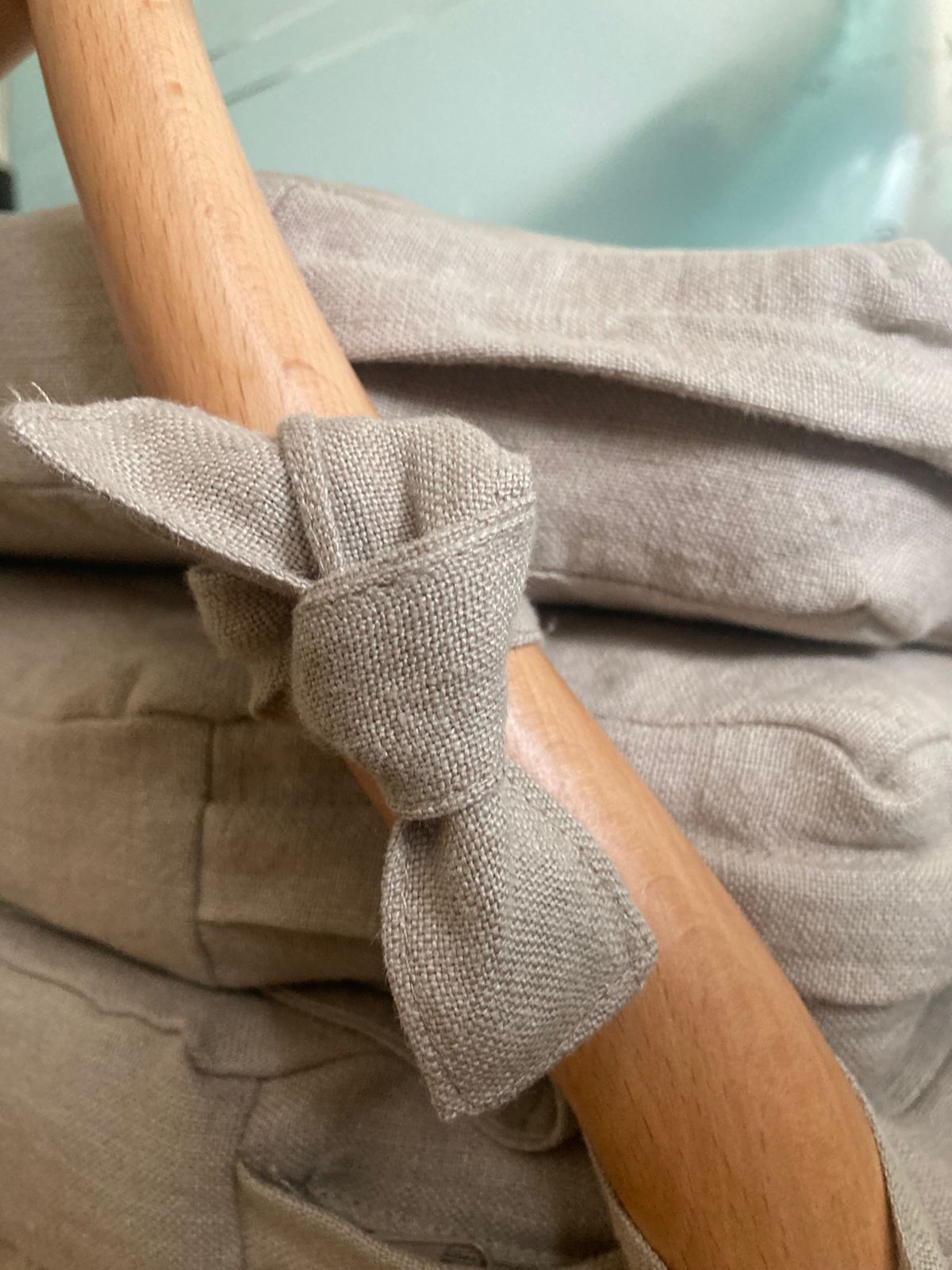 COJINES 100% LINO SILLA RATAN